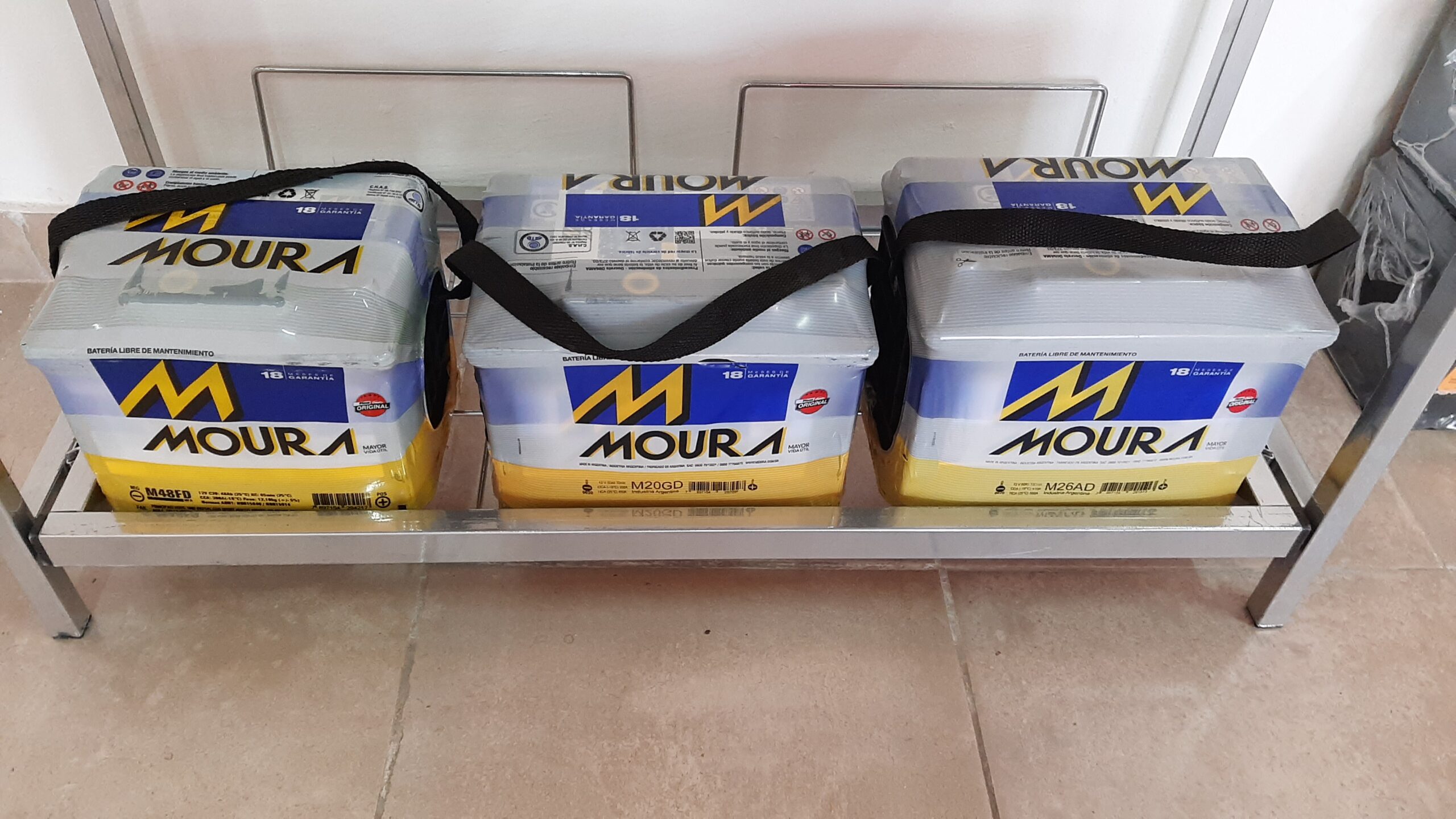 Batería plomo abierto inundado mantenimiento agua destilada Argentina