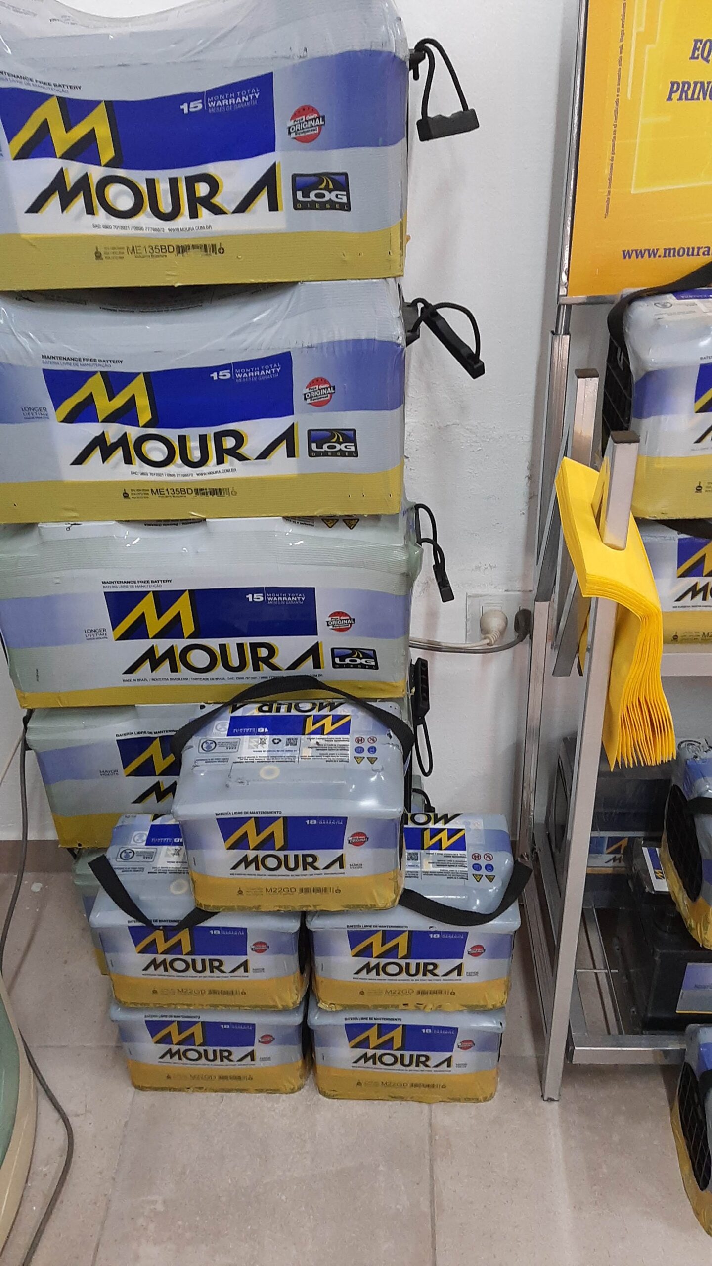 Hub de distribución de baterías en Villa María interior de Córdoba - Baterías Peiró