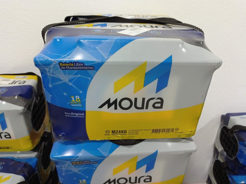 Baterias de distintas marcas disponibles para distribucion mayorista en Argentina