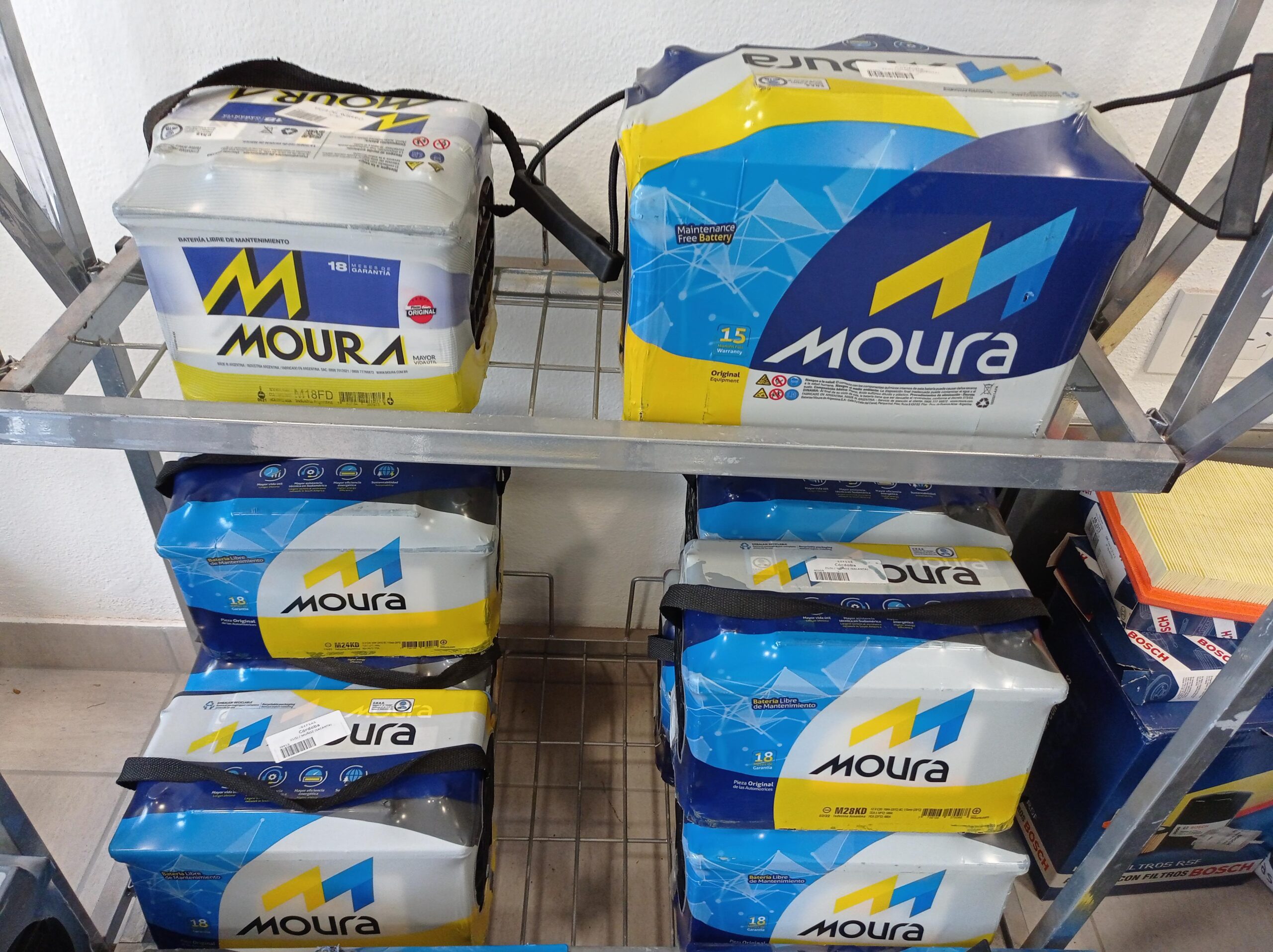 Mayorista de baterias para autos en Cordoba y centro del pais: stock, marcas y soporte comercial