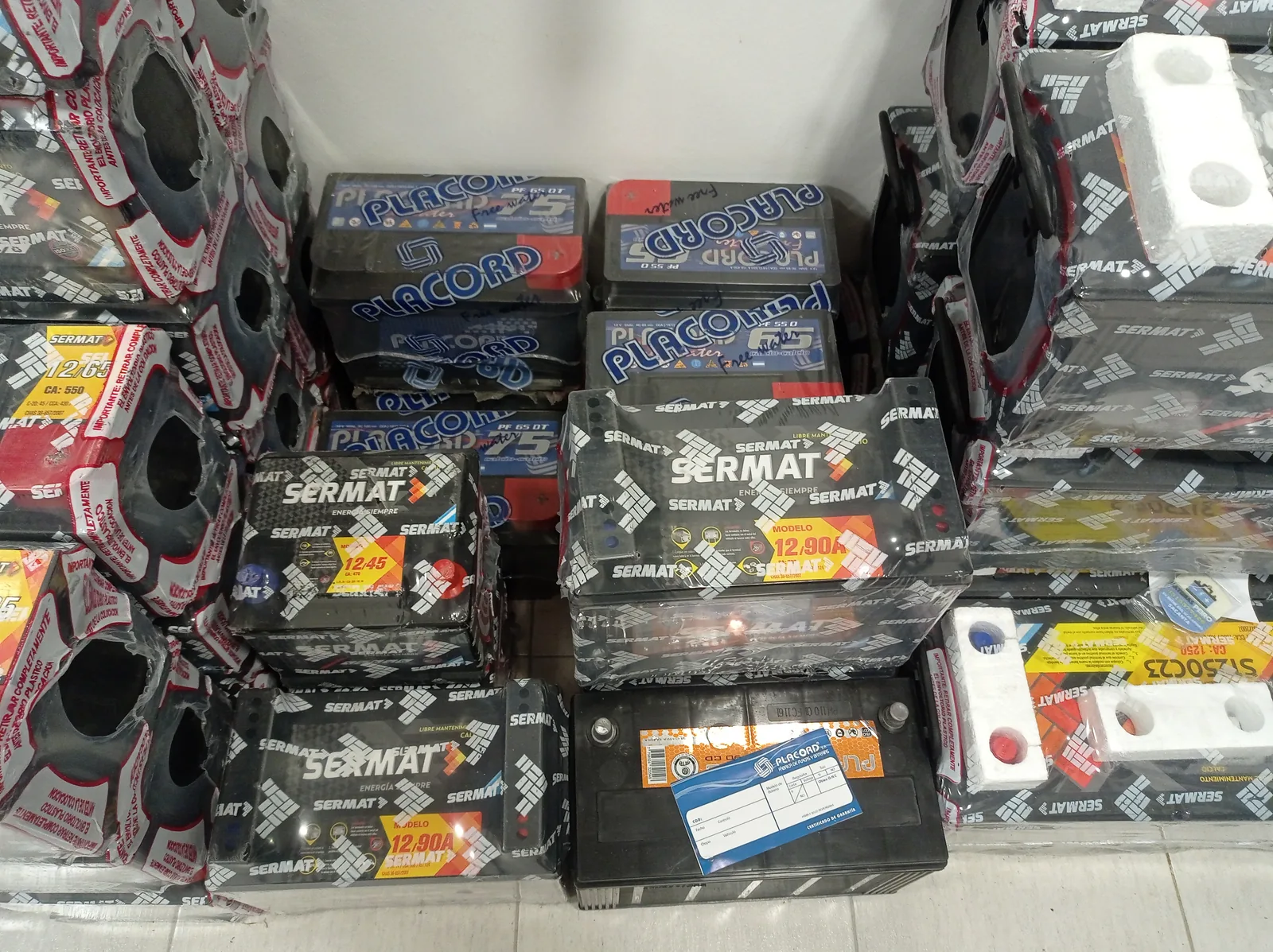 Stock real de baterias disponible para auxilio rapido en Cordoba Capital